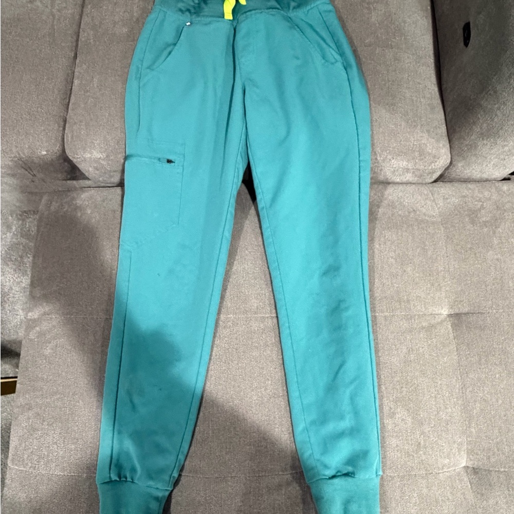 Figs Teal Zamora Jogger Pants and Top BUNDLE